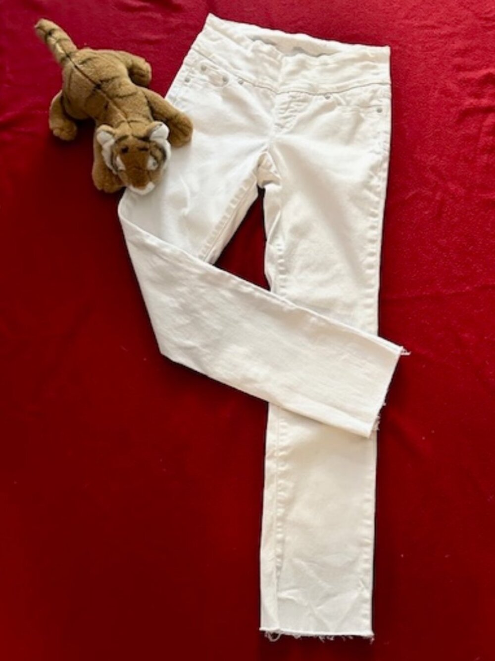 Jag Pull On Straight Leg Jeans - White - Sz 4